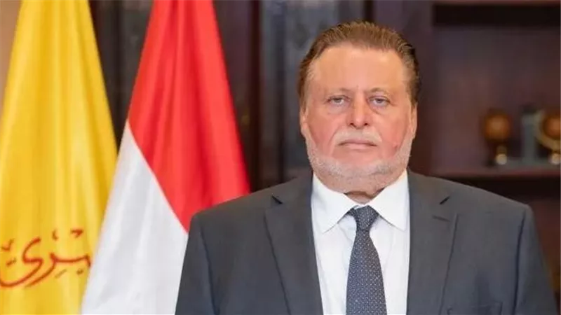 اتحاد المصارف العربية يمنح حسن عبد الله جائزة محافظ العام بقمة باريس