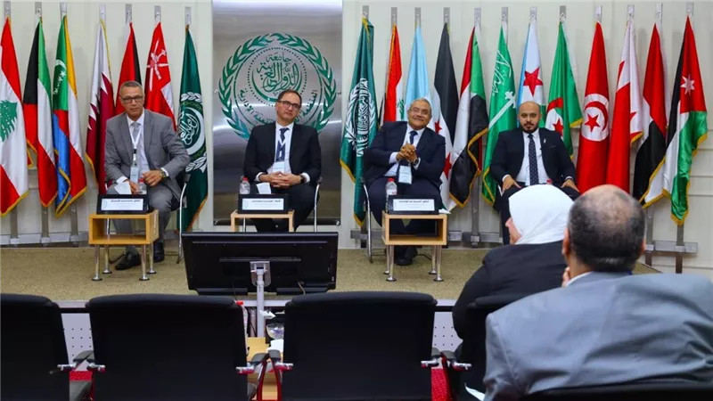 المصرف المتحد يستعرض تجربته  في التقاضي الإلكتروني بملتقى التجارب والممارسات الإدارية 