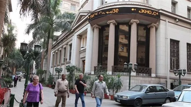 اليوم..إجازة رسمية للبنوك والبورصة بمناسبة ذكرى ثورة 30 يونيو