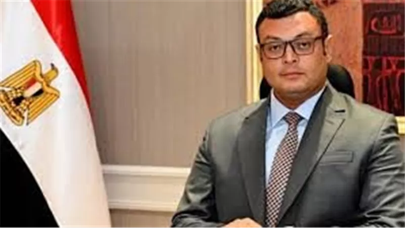 وزير الإسكان يتابع عددا من مشروعات 