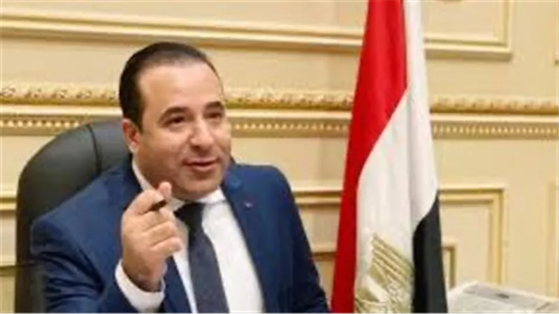 لجنة الاتصالات بالنواب توصي بتعويض عملاء المحمول والإنترنت المتضررين 
