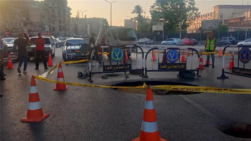 هبوط أرضى بميدان التجنيد بالحلمية ومحافظة القاهرة تكشف الأسباب