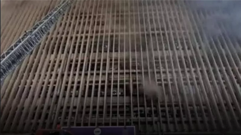 خصم ٣٠٪ على فاتورة الإنترنت الثابت لتعويض المتضررين من حريق سنترال رمسيس