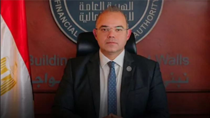 رئيس «الرقابة المالية» يستعرض في لندن فرص الاستثمار بقطاع التأمين 