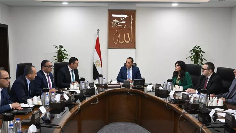 رئيس الوزراء يتابع تقنين أراضي المدن الجديدة والطروحات السكنية