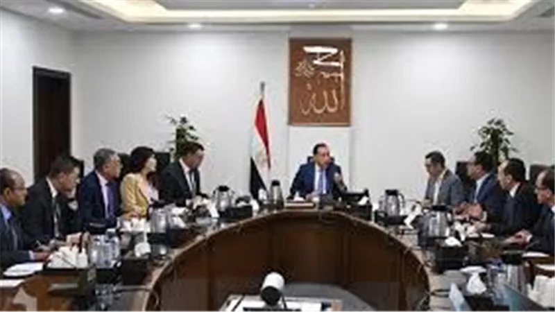 الحكومة والقطاع الخاص يضعان ملامح رؤية إصلاحية استعدادًا لتقرير “جاهزية الأعمال 2026