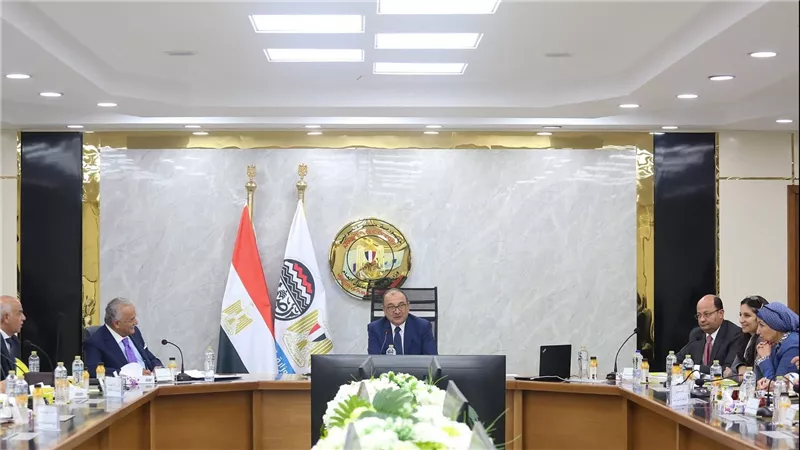 بحضور وزير قطاع الأعمال ..القابضة للسياحة تعتمد موازنة 2025/2026 