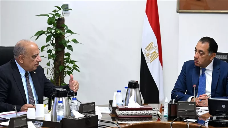 رئيس الوزراء يتابع الموقف التنفيذي لتوفير التغذية الكهربائية لمشروعات التنمية الزراعية 