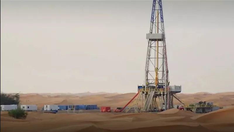 وزارة البترول تطرح 4 مناطق للتنقيب عن الغاز في البحر الأحمر 