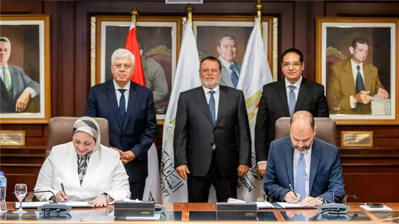 محافظ المركزي ووزير التعليم العالي يطلقان برنامج بكالوريوس العلوم المصرفية بالتعاون مع جامعات مصرية