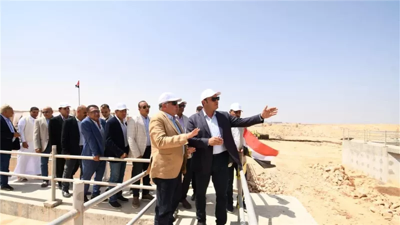 وزير الإسكان ومحافظ مطروح يختتمان جولتهما بتفقد مشروع توسعات محطة معالجة صرف صحي مرسى مطروح