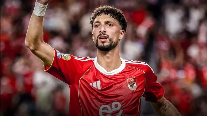 رسمياً.. الأهلي يوافق على انتقال وسام أبو علي إلى كولومبوس كرو الأمريكي