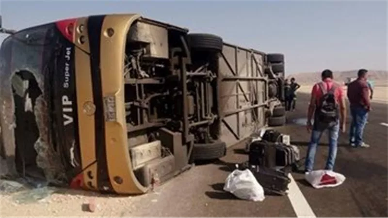إصابة 26 شخصًا إثر انقلاب أوتوبيس ركاب فى مدينة بدر