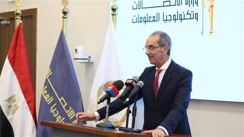 وزيرا الاتصالات والتموين والتجارة الداخلية يطلقان استمارة تحديث بيانات المواطنين بمحافظة بورسعيد