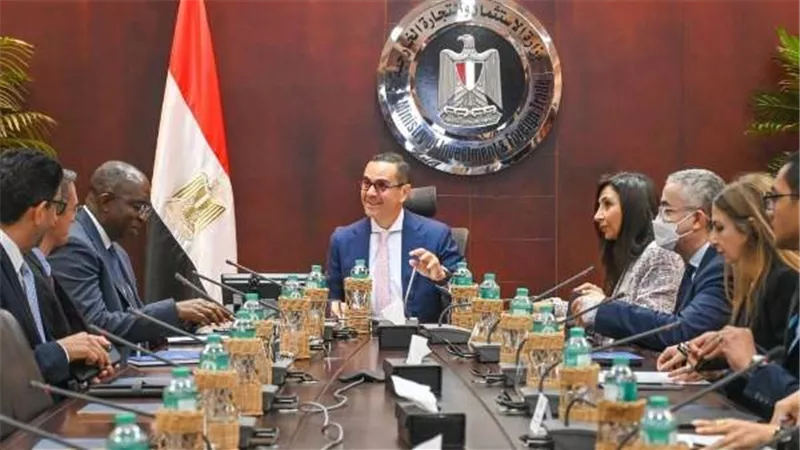 وزير الاستثمار يؤكد دعم الدولة للمشروعات الخضراء.. و”أنتي بليوشن إيجيبت” تخطط لاستثمارات بقيمة 150 مليون دولار في مصر