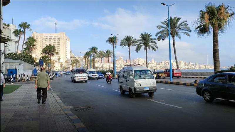طقس الغد: أجواء حارة بالقاهرة والعظمى 33 درجة
