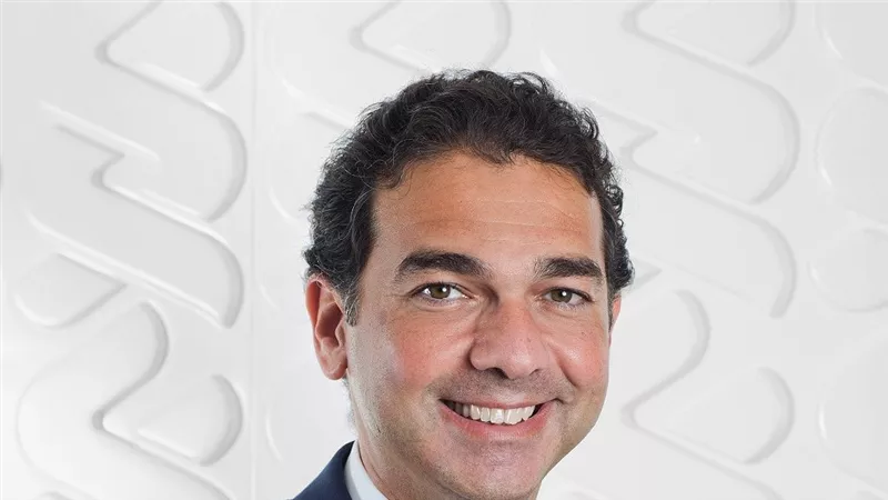 ستاندرد تشارترد:التكنولوجيا والنمو الاقتصادي يقودان مستقبل التجارة العالمية وتراجع تأثير التعريفات الجمركية