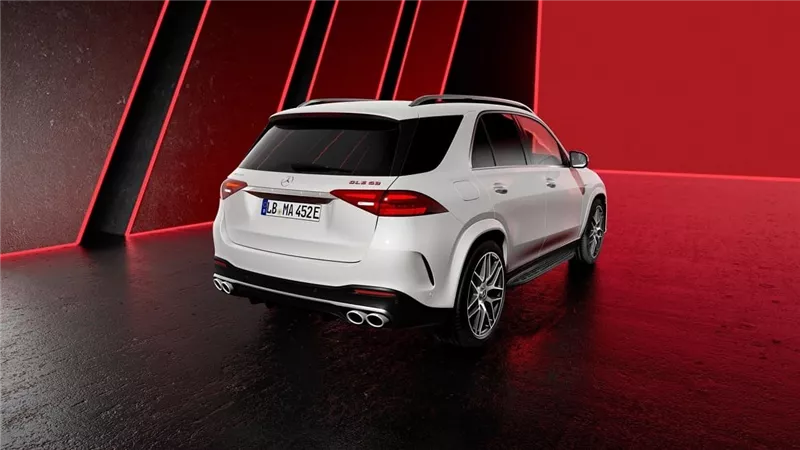 مرسيدس-بنز إيجيبت تُطلق أول سيارة AMG يتم تجميعها محليًا في مصر