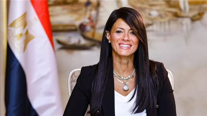 وزيرة التخطيط تبحث مع نائب رئيس شركة ألستوم الفرنسية العالمية تعزيز استثمارات الشركة