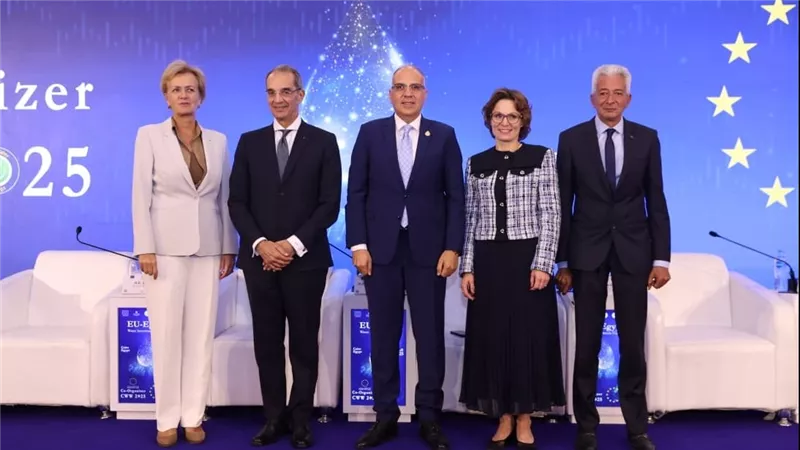 وزير الاتصالات:مشروعات رقمية لتوظيف الذكاء الاصطناعي في إدارة الموارد المائية وترشيد استخدامها