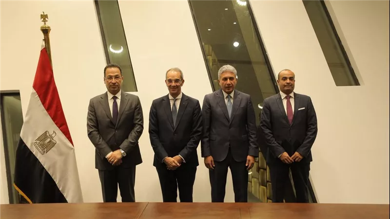 تعاون جديد بين الاتصالات والسياحة والآثار لرقمنة التراث المصرى