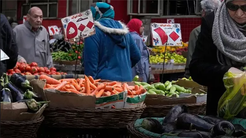 رويترز: التضخم في مصر يتوقع أن ينخفض إلى 12.3% في 2025-2026 
