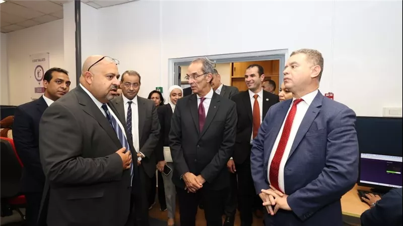 وزير الاتصالات : الصعيد قادر على المنافسة الرقمية العالمية