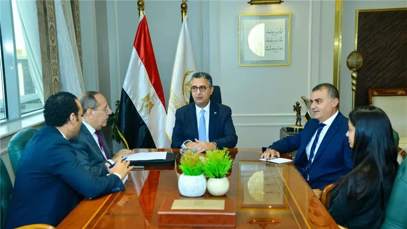 وزير التموين: طرح الزيوت الحرة بأسعار مخفضة بفروع هايبر وان