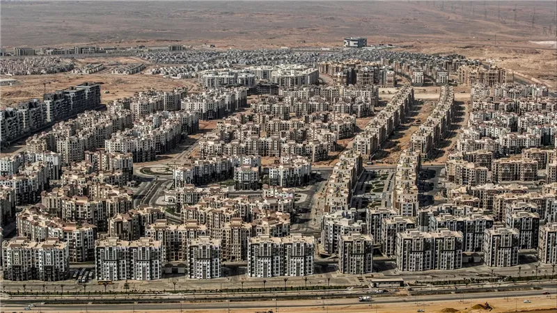 قطاع العقارات يتصدر تداولات البورصة المصرية خلال أسبوع بقيمة 6.7 مليار جنيه