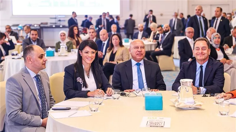 وزيرة التخطيط تطلق برنامج الصناعات الخضراء لتعزيز تنافسية الصناعة المصرية واستدامتها