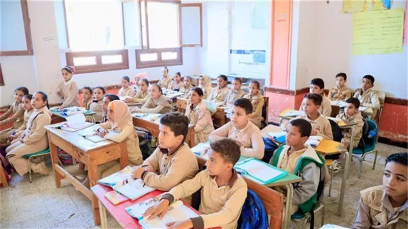 الدراسة مستمرة في مدارس القاهرة.. 324 مدرسة فقط تتحول إلى لجان انتخابية