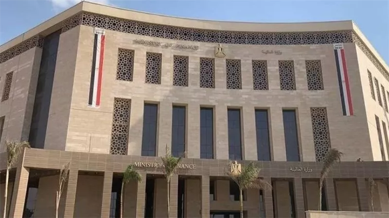 بدء صرف مرتبات شهر نوفمبر للعاملين بالدولة اليوم الإثنين