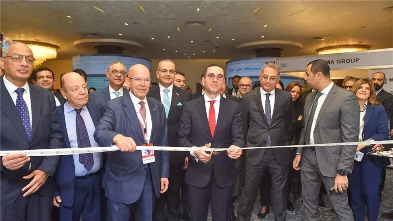 وزير الاستثمار والتجارة الخارجية يفتتح فعاليات الدورة التاسعة من معرض “ديستنيشن أفريقيا”