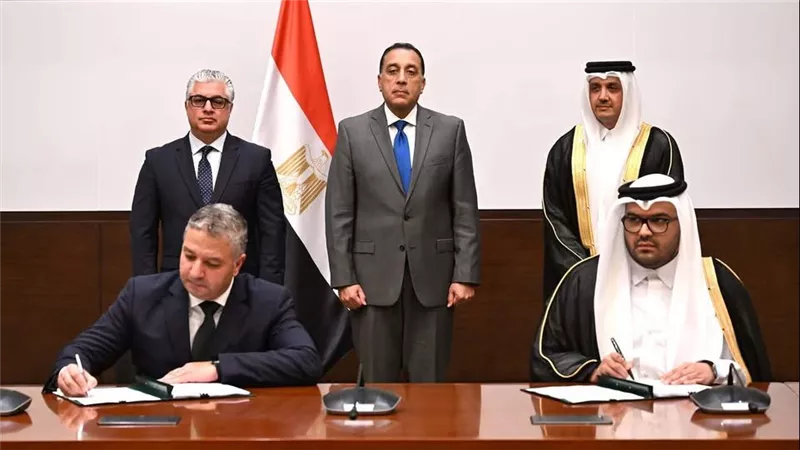 رئيس الوزراء يشهد توقيع أول مشروع قطري لإنتاج وقود الطائرات المستدام بالسخنة 