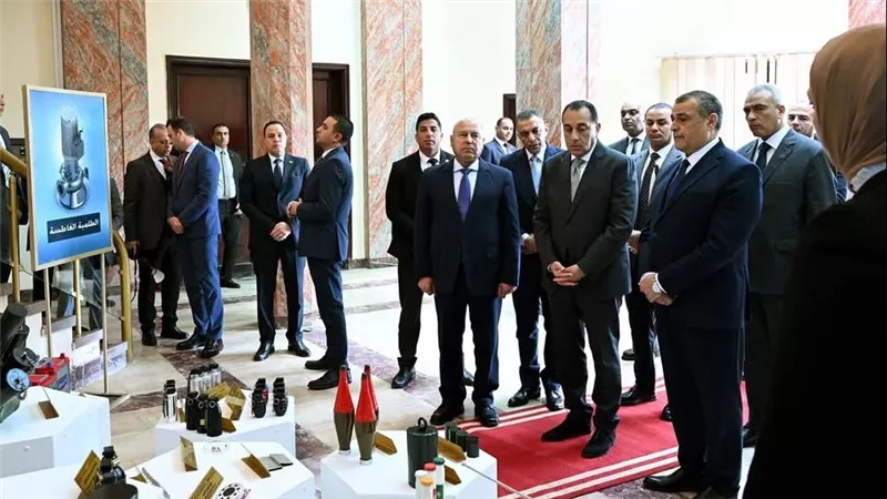 رئيس الوزراء يفتتح مصنع إنتاج الطلمبات الغاطسة بشركة قها للإنتاج الحربي