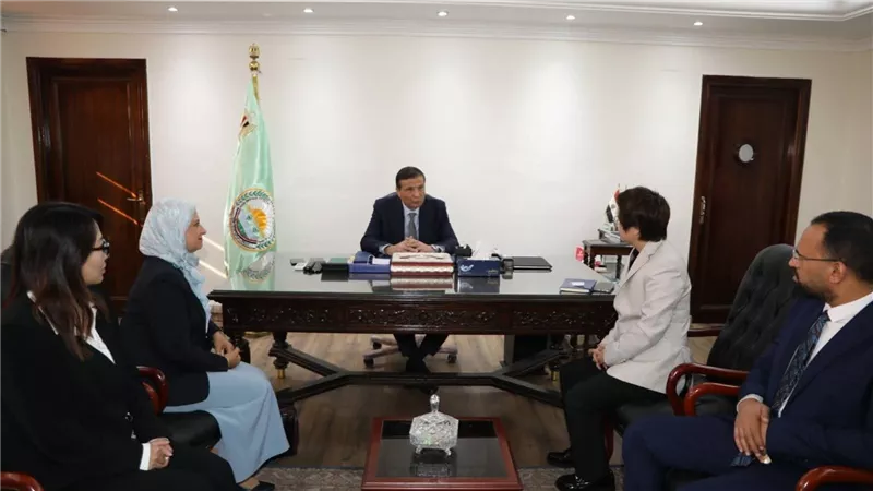 وزير الزراعة يبحث مع وفد صيني مستجدات إنشاء مصنع متطور للمبيدات بتكنولوجيا عالمية في مصر
