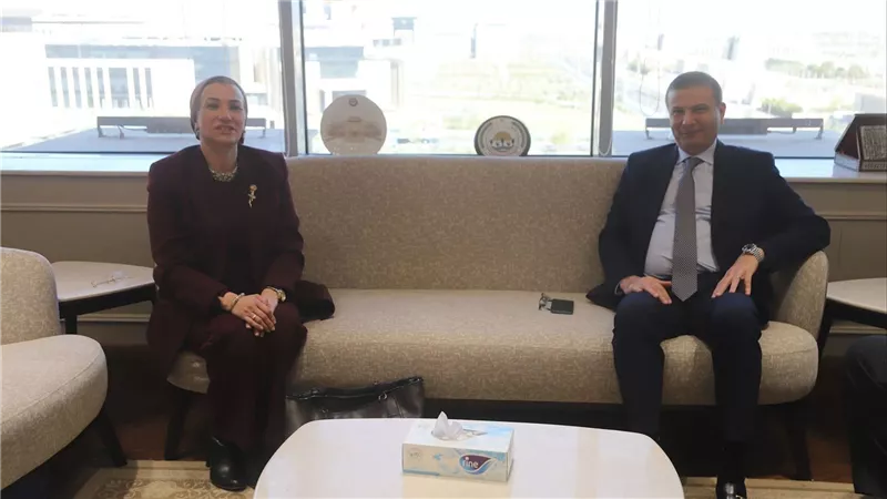 وزير الزراعة يستقبل الأمين التنفيذي لاتفاقية الأمم المتحدة لمكافحة التصحر
