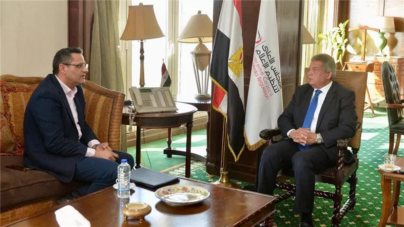 «الأعلى للإعلام» ونقابة الصحفيين يتفقان على خارطة طريق لحل أزمة «البوابة نيوز»   