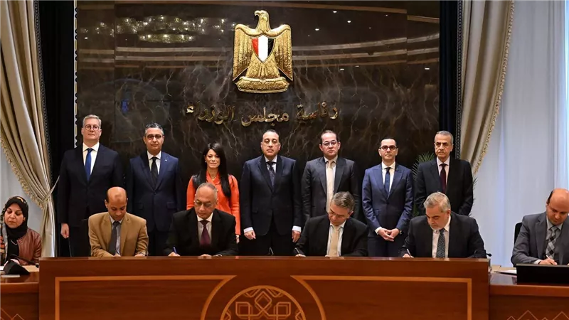 رئيس الوزراء يشهد توقيع بروتوكولي تعاون لتدقيق وتوحيد بيانات الصادرات والواردات المصرية