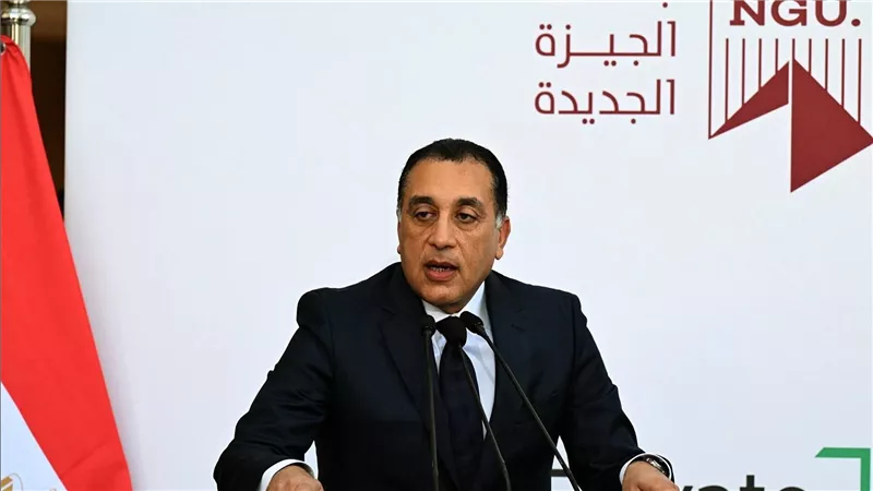 رئيس الوزراء يبدأ جولة ميدانية بعدد من المشروعات التنموية والخدمية بمحافظة الأقصر