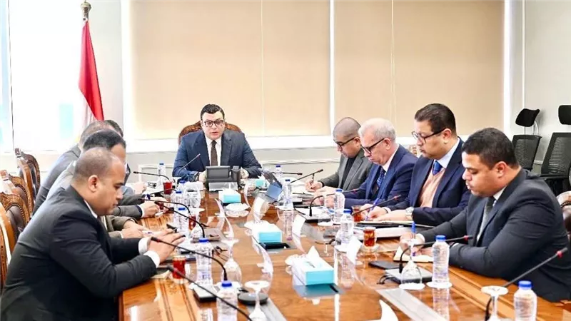 وزير الإسكان يتابع الأعمال الجارية بالمنطقة المخصصة كبديل لمنطقتي سملا وعلم الروم وموقف التعويضات