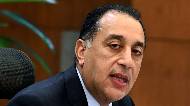 رئيس الوزراء يهنئ قداسة البابا تواضروس الثاني بعيد الميلاد المجيد