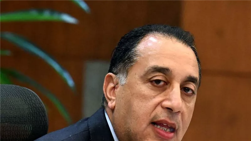 رئيس الوزراء يعلن استقبال أكثر من 19 مليون سائح في 2025 بنمو 21%