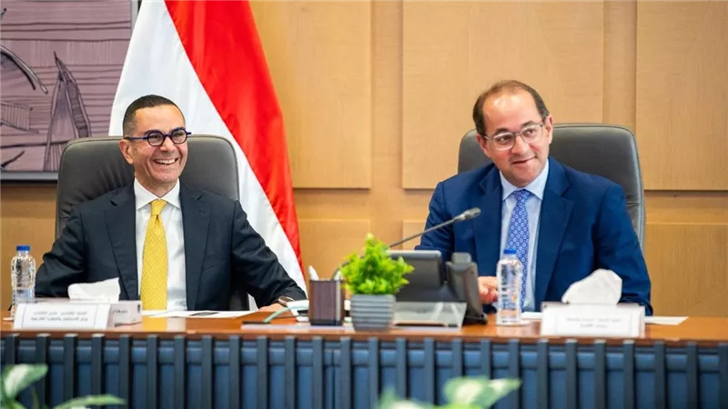 وزيرا المالية والاستثمار يشهدان توقيع بروتوكول تعاون بين «الجمارك» و«التمثيل التجارى المصرى»