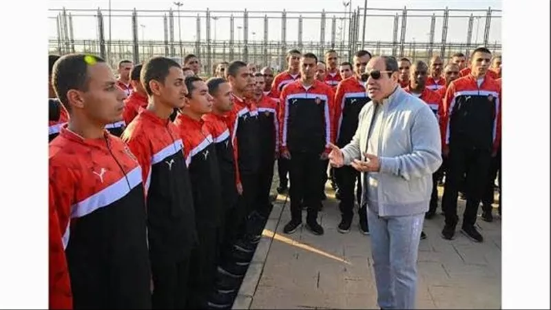 السيسي يتفقد الأكاديمية العسكرية بالعاصمة الجديدة ويؤكد أهمية تطوير الكوادر وبناء الجدارة