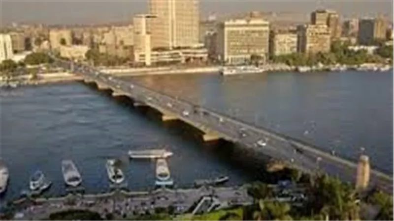 مصر: نمو قطاع الشركات غير النفطية لثالث شهر على التوالي 
