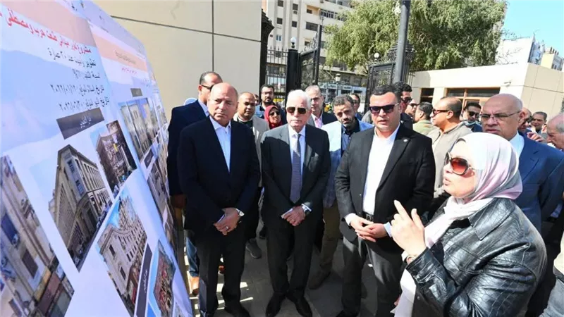 وزير الإسكان ومحافظ القاهرة ومستشار رئيس الجمهورية يتفقدون مشروعات تطوير القاهرة الخديوية