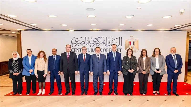 محافظ البنك المركزي المصري يبحث مع  وزير التخطيط والتنمية الاقتصادية أوجه التعاون المشترك