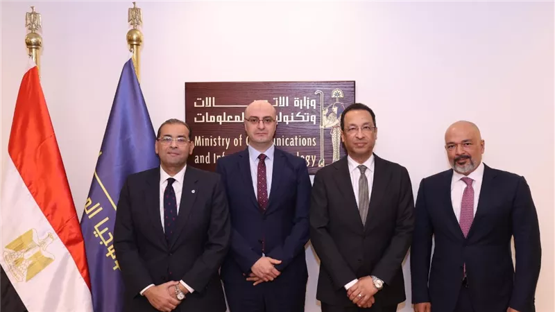 وزارة الاتصالات تشهد توقيع اتفاقيات لتعزيز جودة خدمات المحمول واستثمارات القطاع
