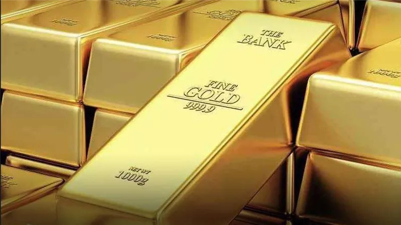 ارتفاع أسعار الذهب محليًا مع تراجع طفيف عالميًا
